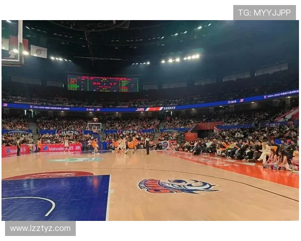 2019年CBA山东队与江苏队激战回顾精彩瞬间与赛场亮点分析